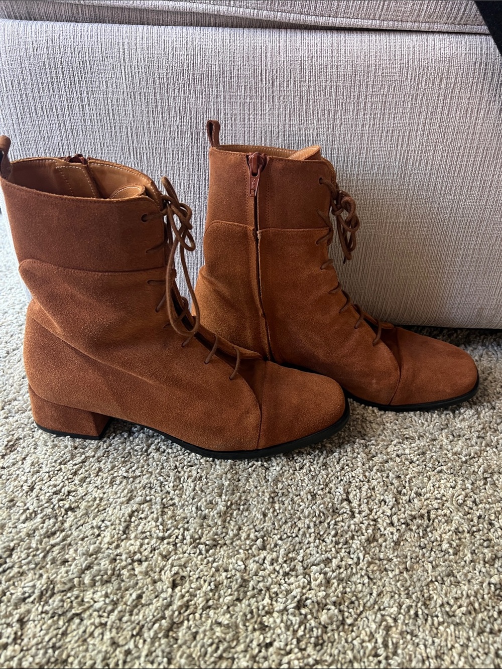 Naguisa Laceup Boots size 38/7.5 - Picture 2 of 9